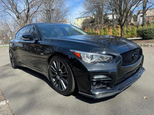 2016 INFINITI Q50 Red Sport 400 AWD