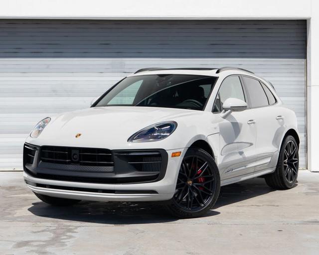 2026 Porsche Macan GTS AWD
