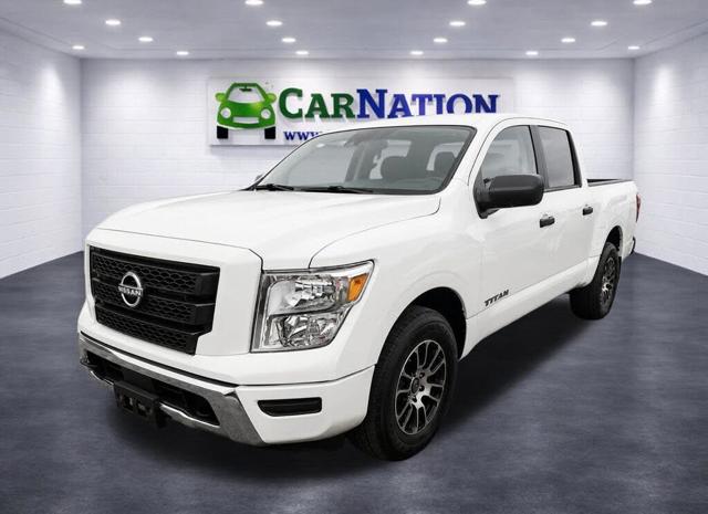 2023 Nissan Titan SV