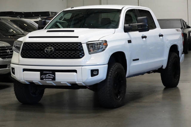 2018 Toyota Tundra SR5