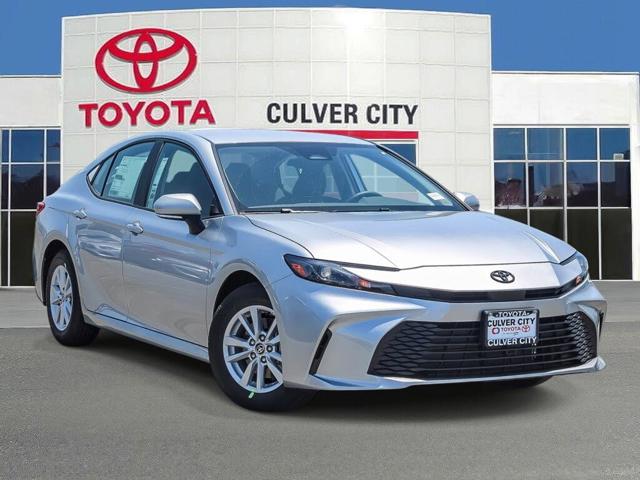 2026 Toyota Camry LE FWD