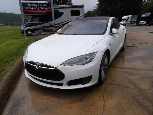 2015 Tesla Model S 70D