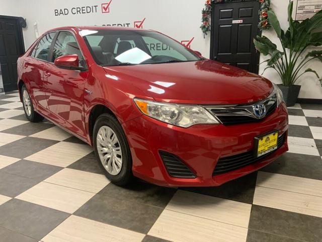 2014 Toyota Camry Hybrid LE FWD