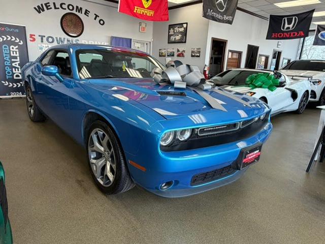 2015 Dodge Challenger SXT Plus