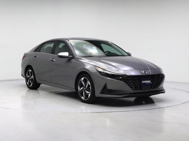 2022 Hyundai Elantra Limited FWD