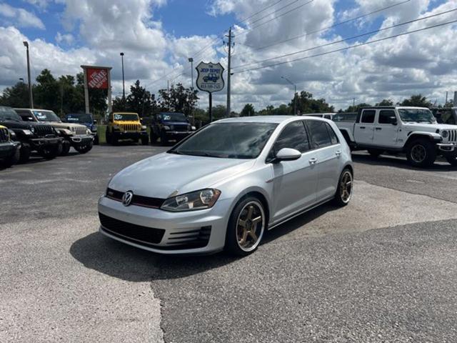 2015 Volkswagen Golf GTI SE