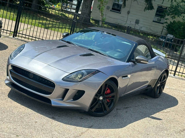 2014 Jaguar F-TYPE V8 S