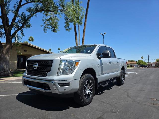 2020 Nissan Titan SV