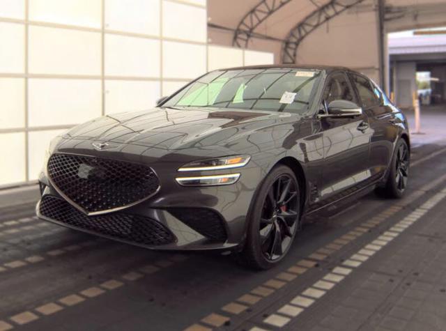 2023 Genesis G70 3.3T Standard