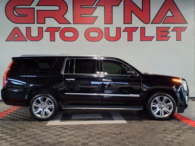 2016 Cadillac Escalade ESV Luxury 4WD