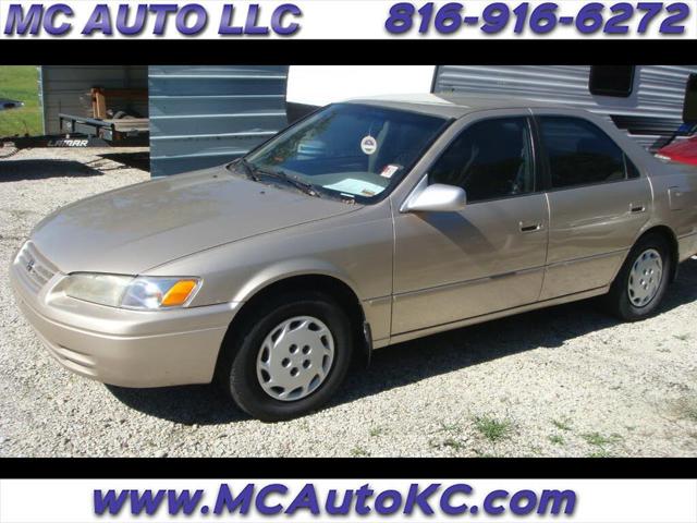 1999 Toyota Camry LE