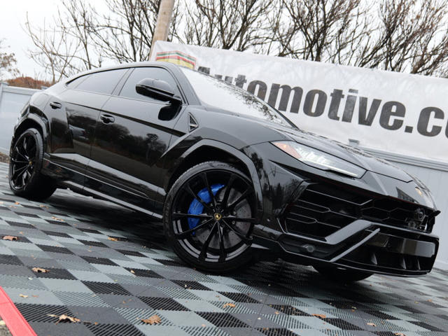 2021 Lamborghini Urus Base