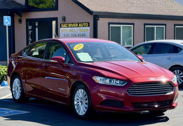 2016 Ford Fusion SE FWD