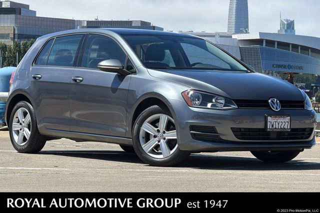 2017 Volkswagen Golf TSI Wolfsburg Edition