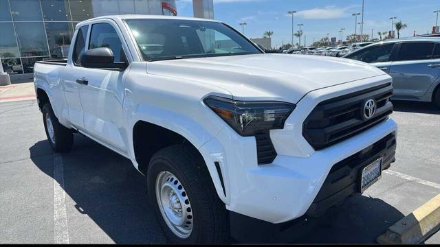 2025 Toyota Tacoma 2WD SR XtraCab RWD