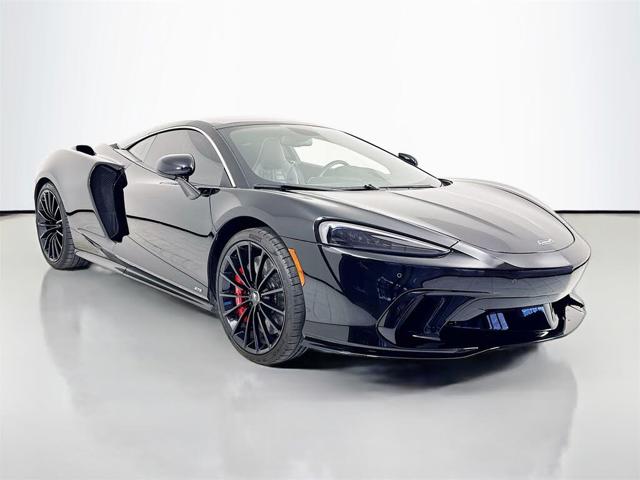 2025 McLaren GT Base