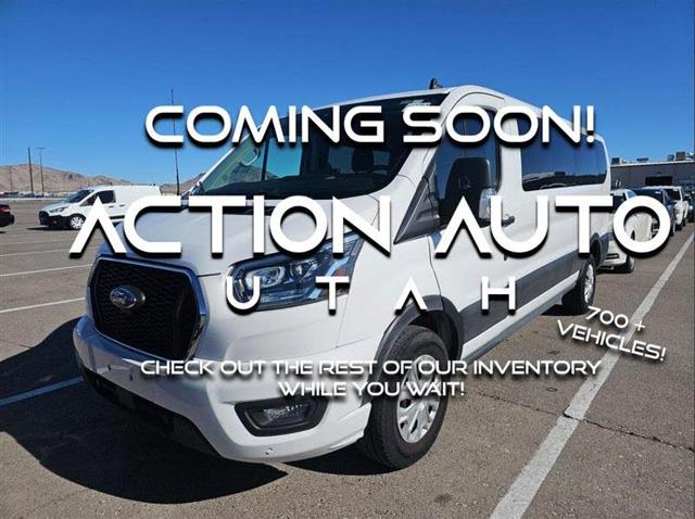 2023 Ford Transit Passenger Wagon 350 XLT Low Roof LB RWD