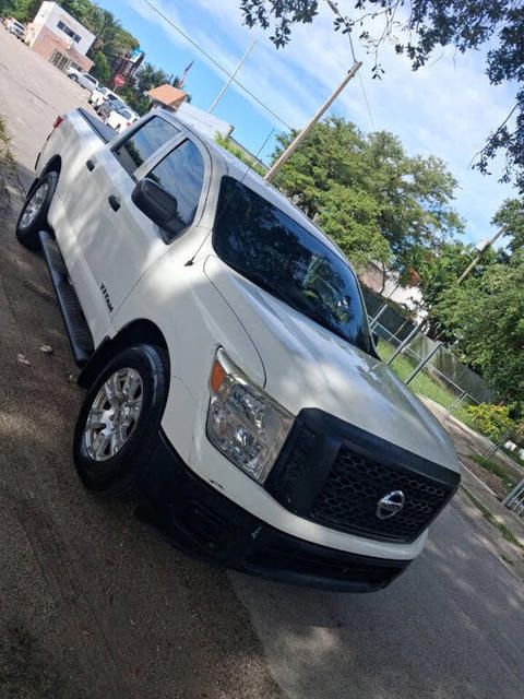 2018 Nissan Titan S RWD