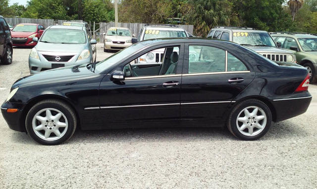 2003 Mercedes-Benz C-Class C 320 Sedan