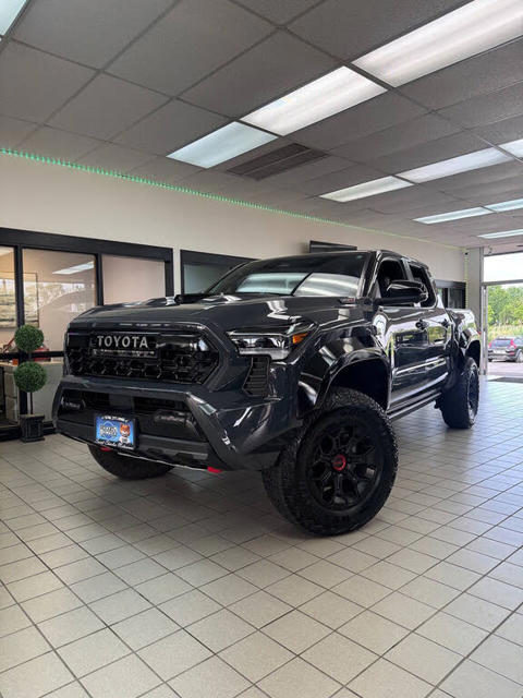 2025 Toyota Tacoma 4WD TRD Sport