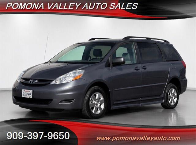 2008 Toyota Sienna LE 7-Passenger