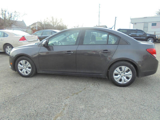 2014 Chevrolet Cruze LS Auto