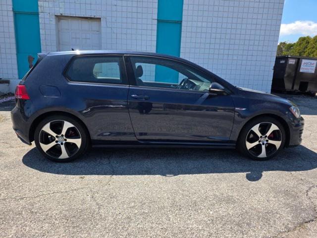 2016 Volkswagen Golf GTI SE