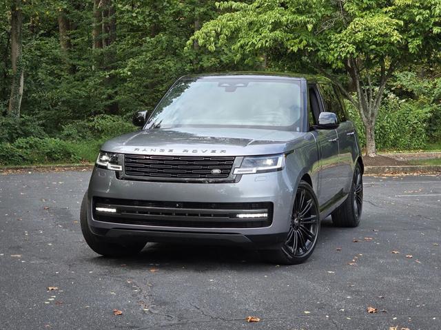 2024 Land Rover Range Rover P400 SE LWB