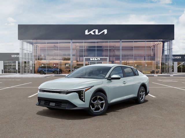 2026 Kia K4 LXS FWD