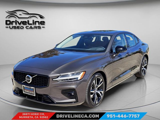 2025 Volvo S60 B5 Core