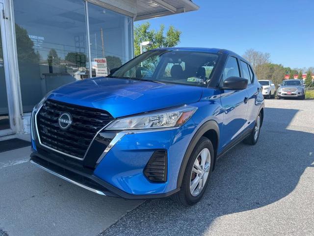 2023 Nissan Kicks S FWD
