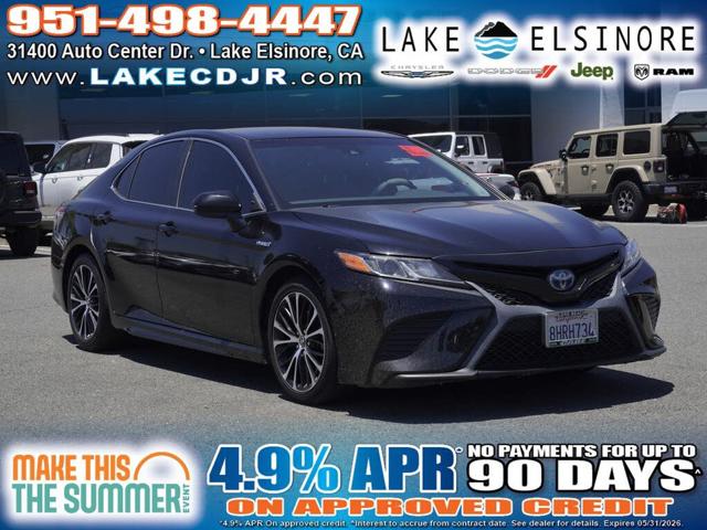 2019 Toyota Camry Hybrid SE