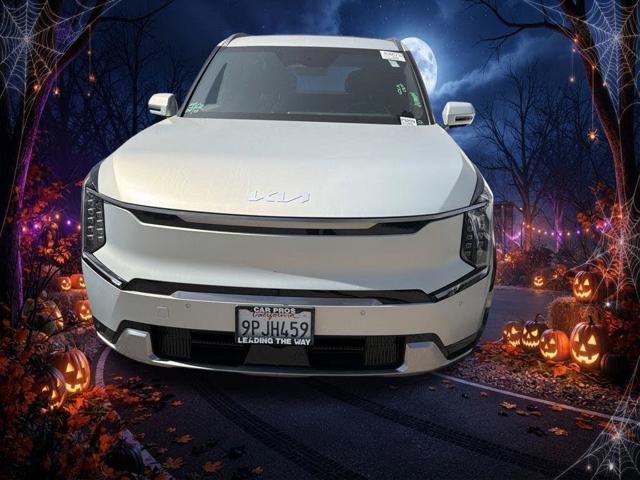 2024 Kia EV9 Land
