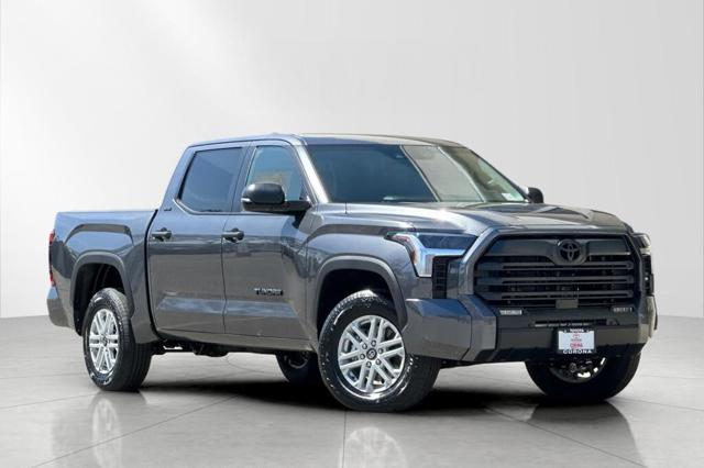2026 Toyota Tundra 4WD SR5