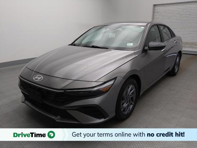 2024 Hyundai Elantra SEL FWD