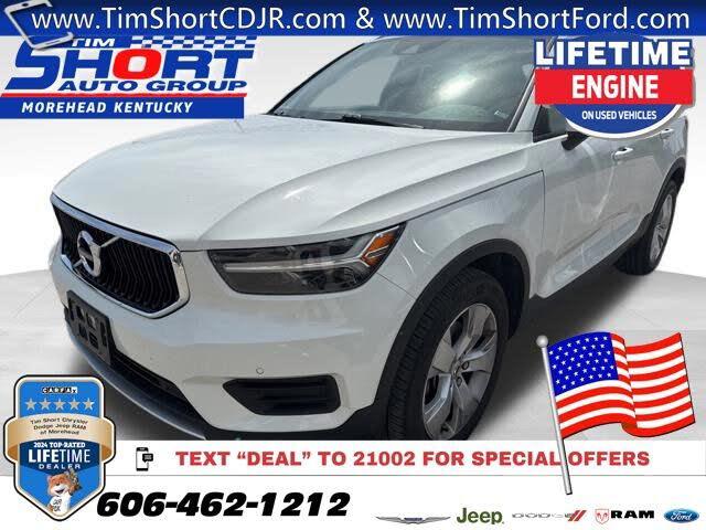 2020 Volvo XC40 T5 Momentum