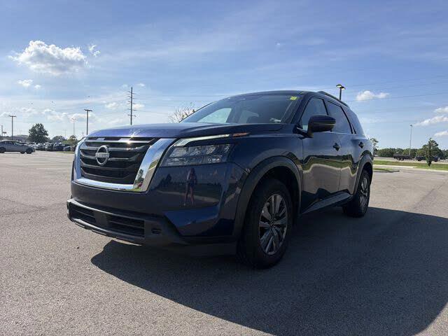 2025 Nissan Pathfinder SV FWD