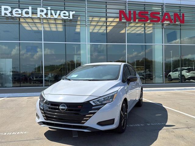 2025 Nissan Versa SR FWD