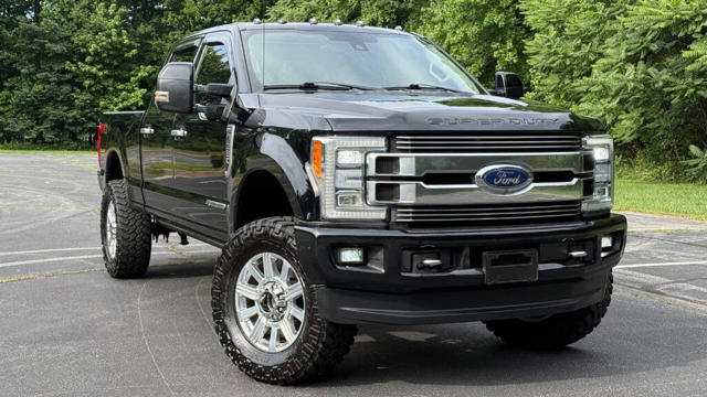 2018 Ford Super Duty F-350 SRW Limited