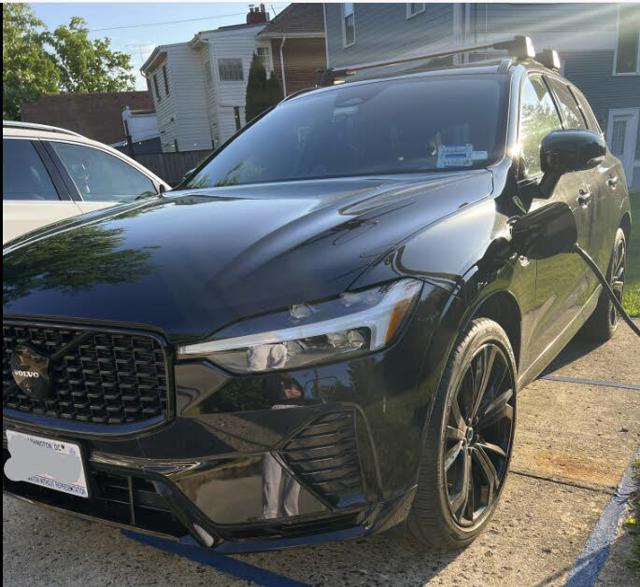 2024 Volvo XC60 Recharge Plug-In Hybrid Recharge T8 Ultimate Black Edi