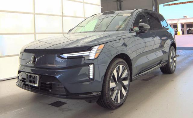 2025 Volvo EX90 Twin Plus 7P
