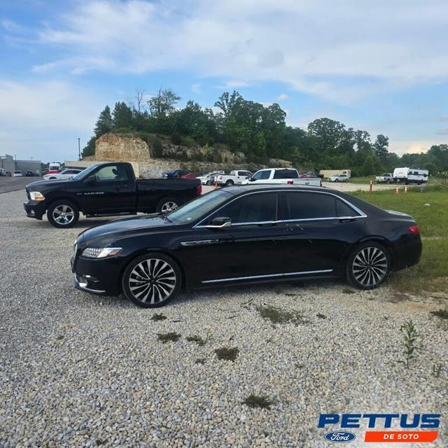 2017 Lincoln Continental Black Label