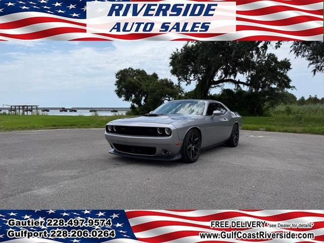 2016 Dodge Challenger 392 HEMI Scat Pack Shaker