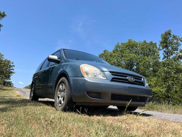 2009 Kia Sedona LX