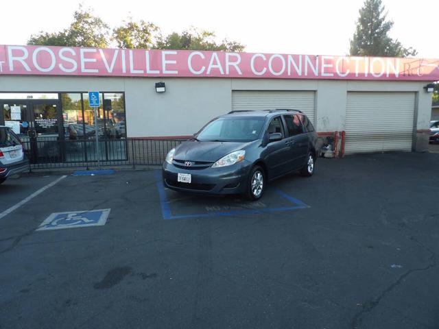 2008 Toyota Sienna CE 7-Passenger