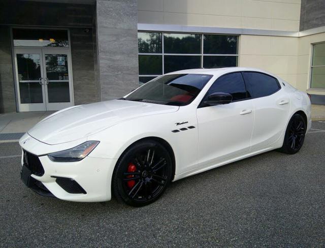 2022 Maserati Ghibli Modena Q4