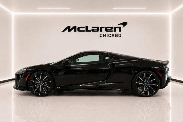 2025 McLaren GT Base