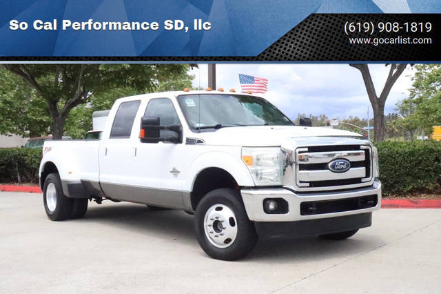 2014 Ford Super Duty F-350 DRW Lariat