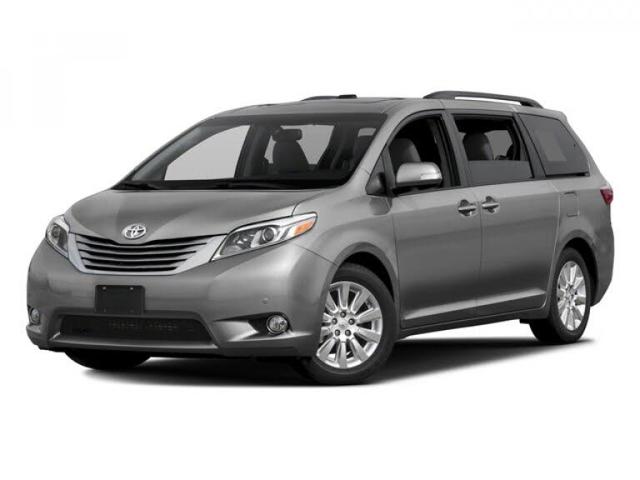 2017 Toyota Sienna XLE Premium 8-Passenger