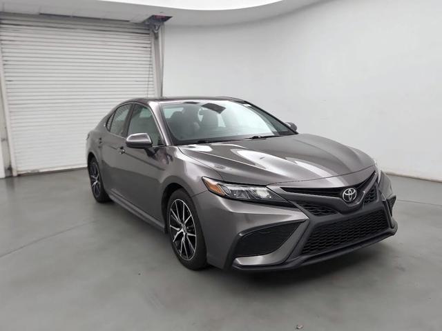 2021 Toyota Camry SE FWD